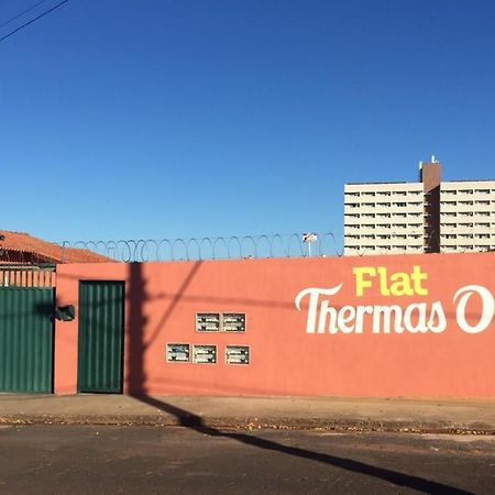 Flat Thermas Olimpia - 300 Metros Do Thermas Dos Laranjais エクステリア 写真